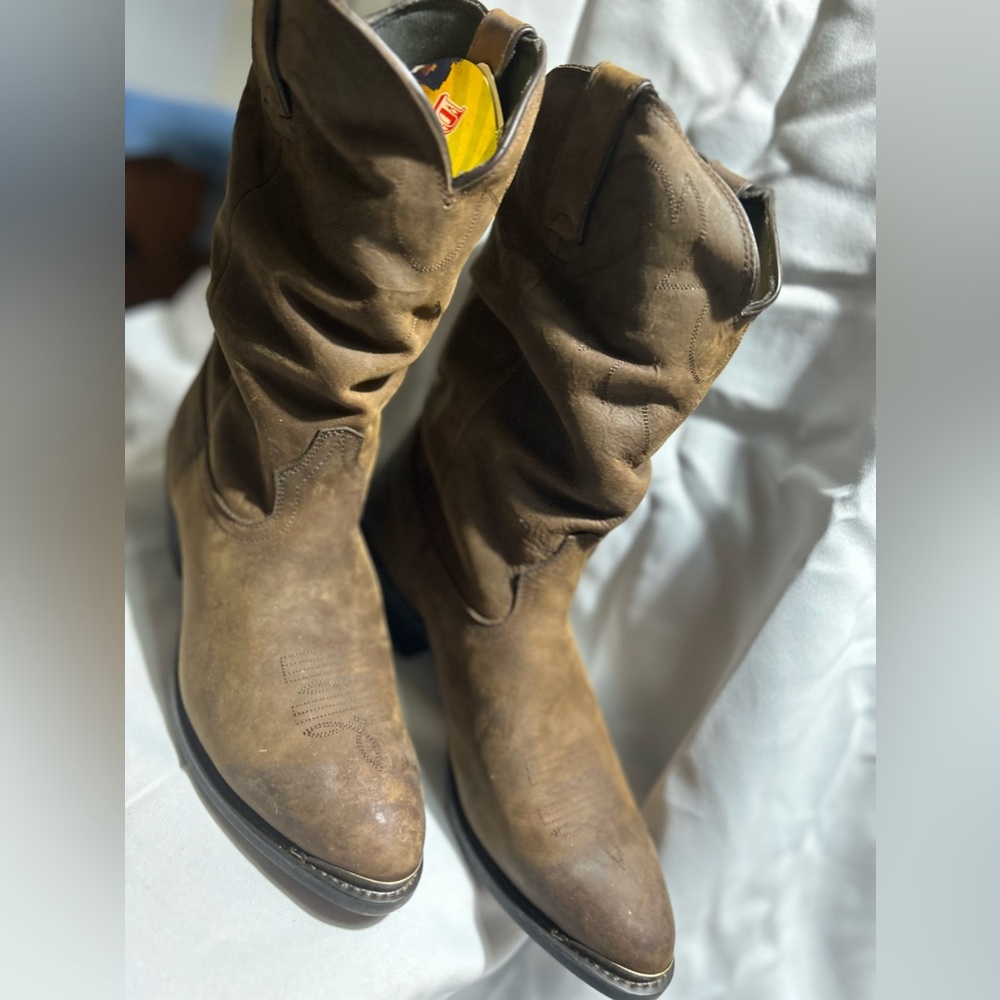 Durango Women Slouch Tan Boots Size 11M